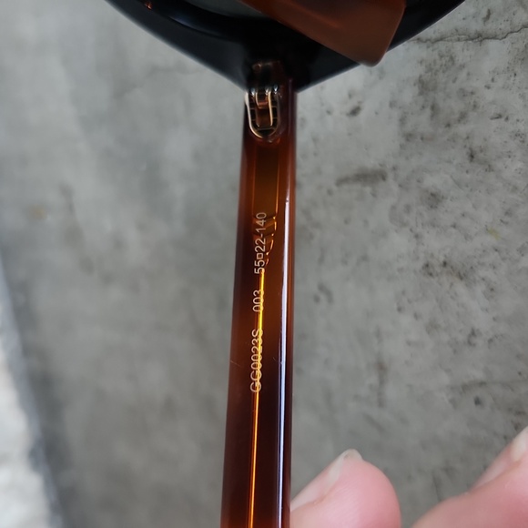 Gucci GG0023S 003 Acetate Oval Sunglasses Black/Gold - Picture 7 of 12